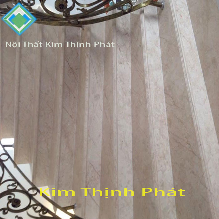  cầu thang đá hoa cương bình thạng