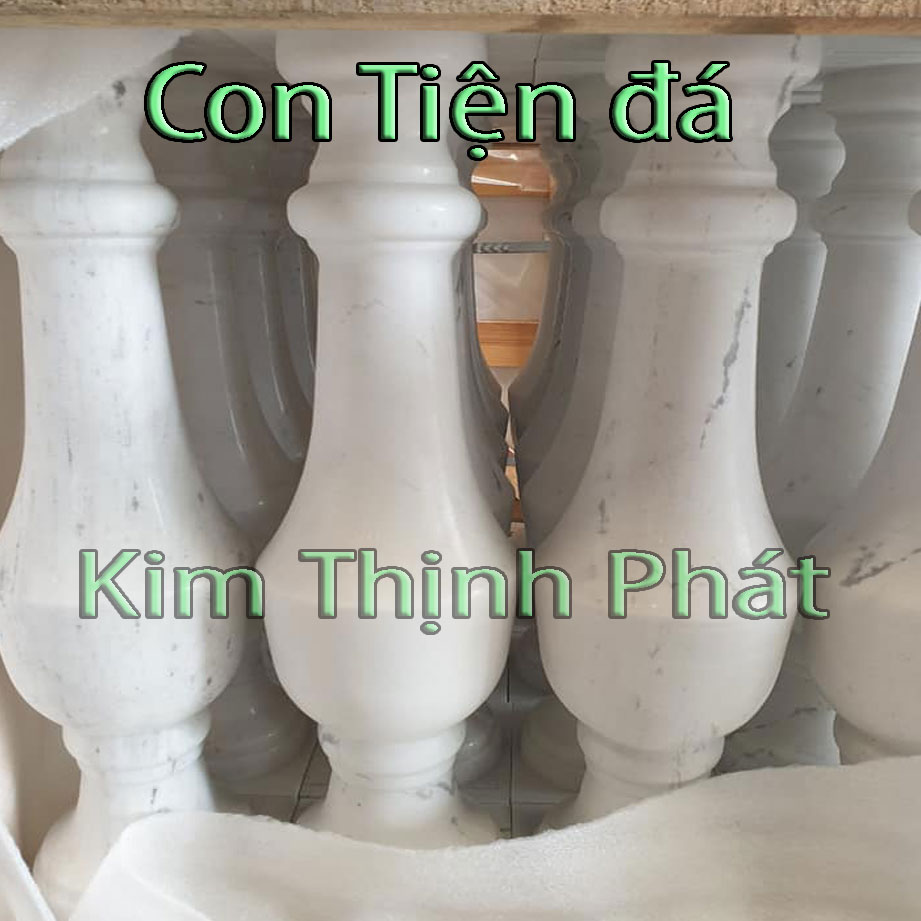 con tiện đá tự nhiên