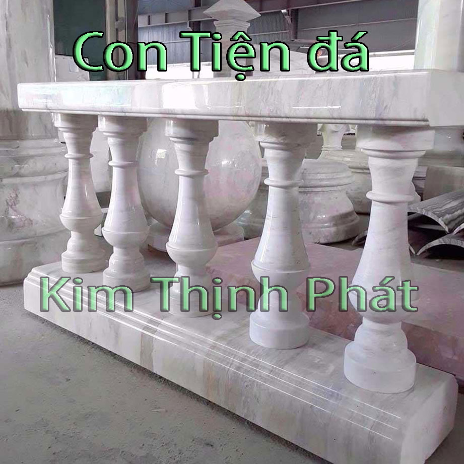 con tiện đá176