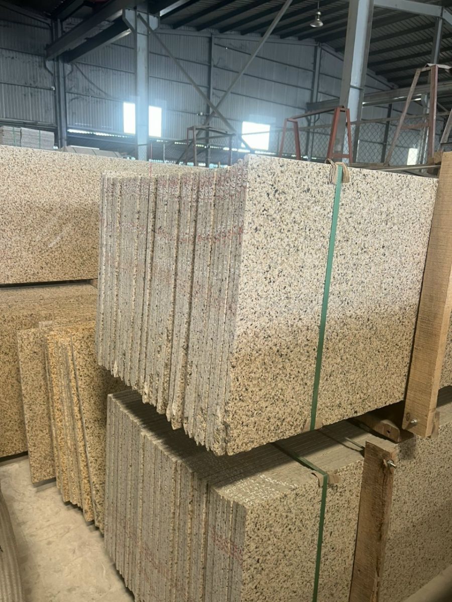 Đá granite vàng bình định