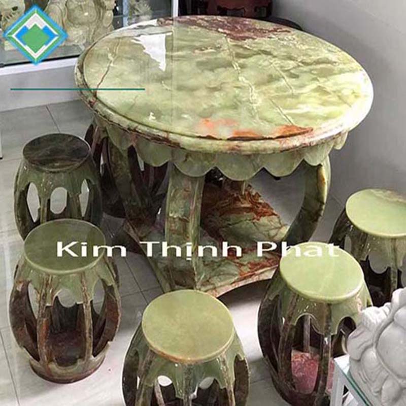 Thi công đá hoa cương bàn ghế ngoài trời