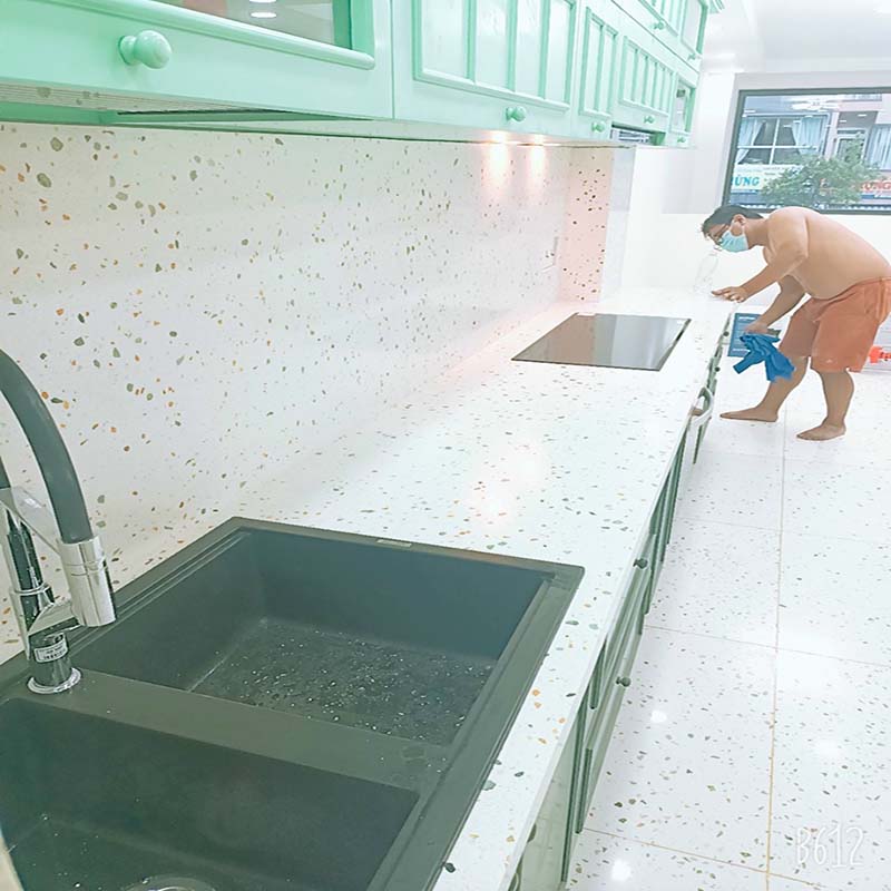 Tuyển Thợ Đá Hoa Cương
