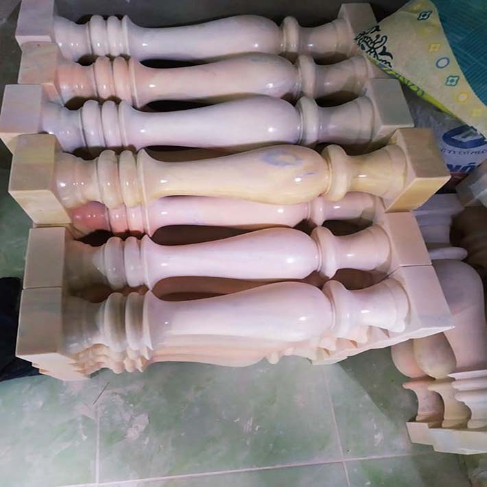 Tuyển Thợ Đá Hoa Cương
