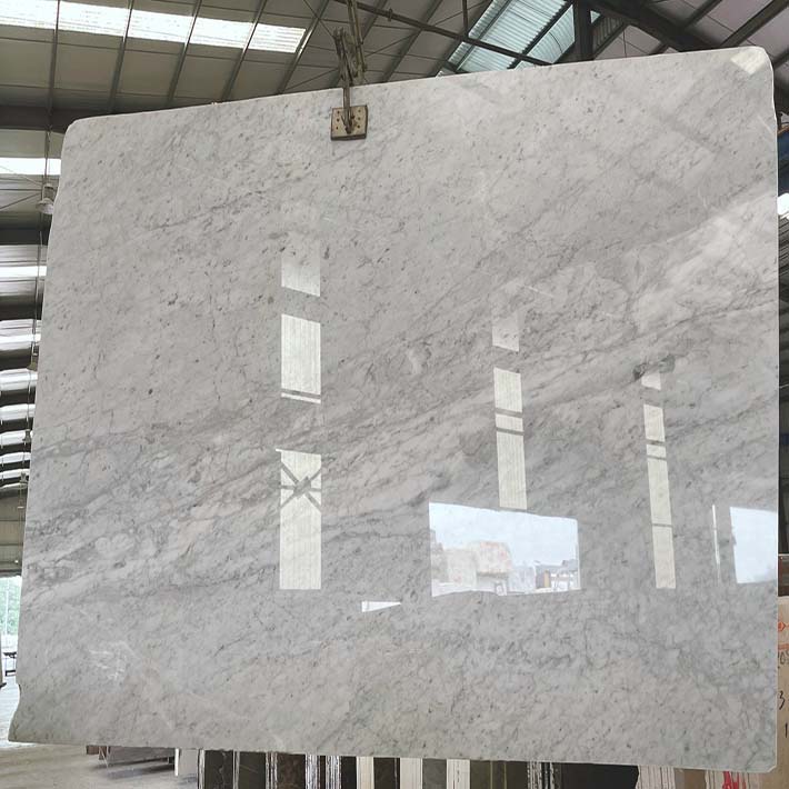 Tuyển Thợ Đá Hoa Cương