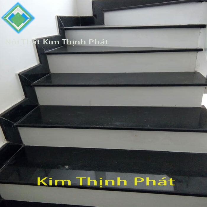 Giá đá tự nhiên áp dụng Mẫu Đá hoa cương cầu thang tại thị trường Việt Nam